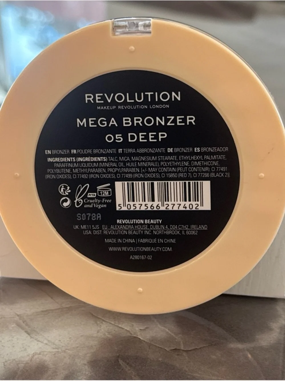Revolution Mega Bronzer 05 Deep